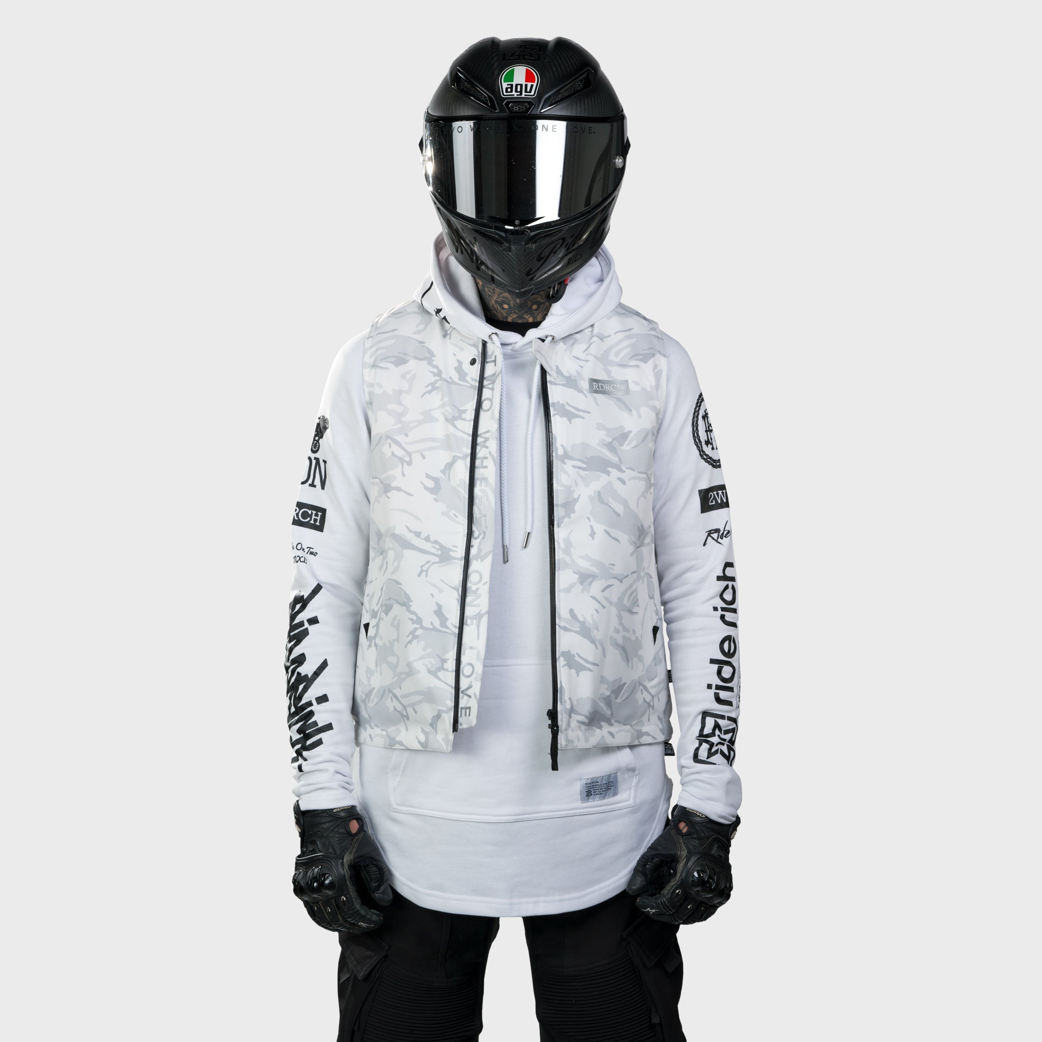 Scarboro™ Armoured Softshell Vest {Ghost Camo}