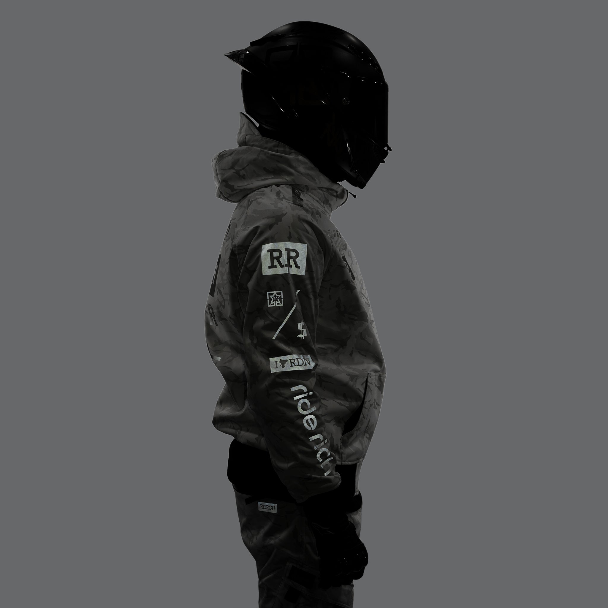 Regency™ Armoured Softshell Hooded Jacket {RR GP/Ghost Camo}