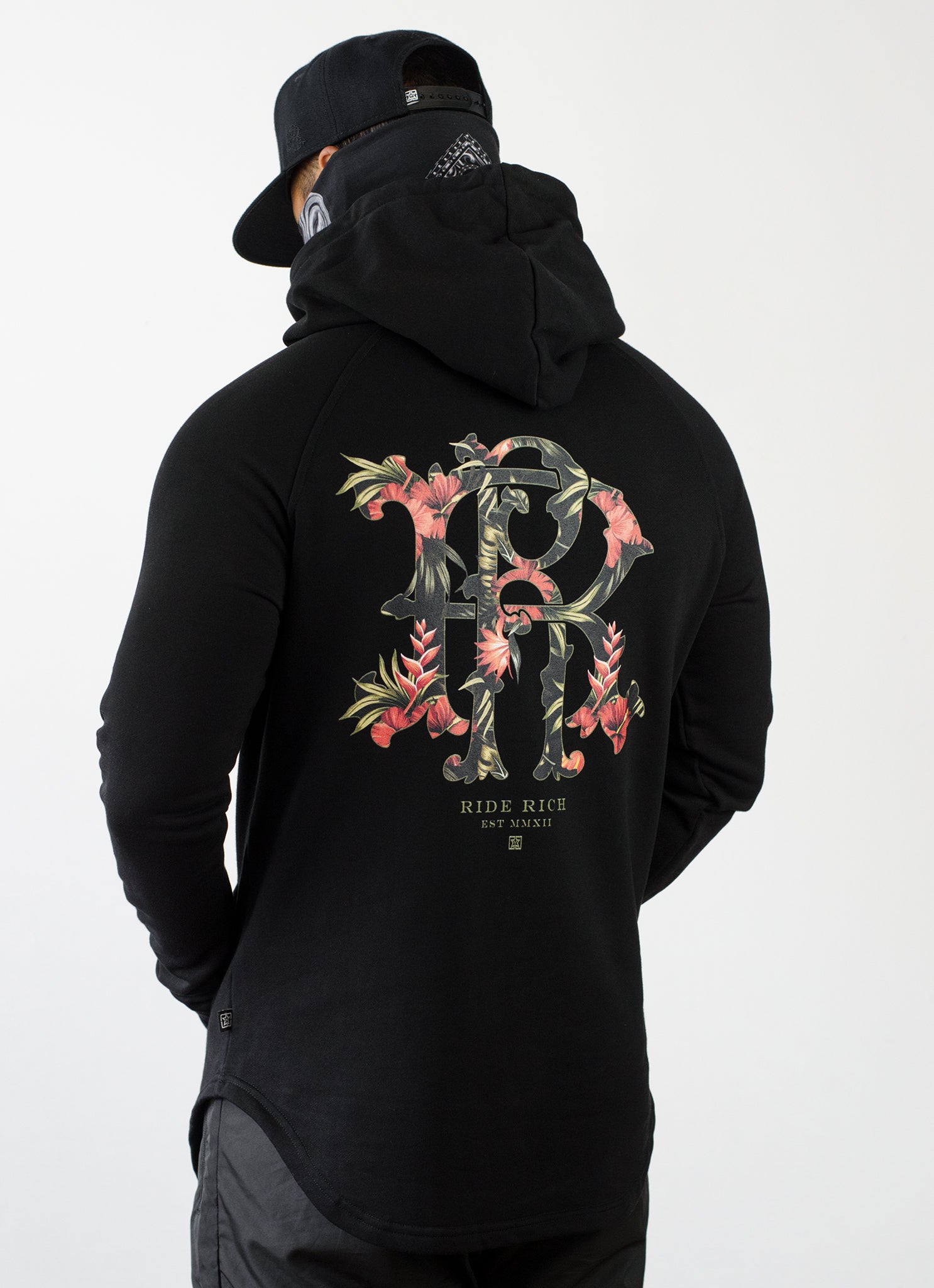 RR Filigree & Flowers Scoop Pullover Hoodie {Black}